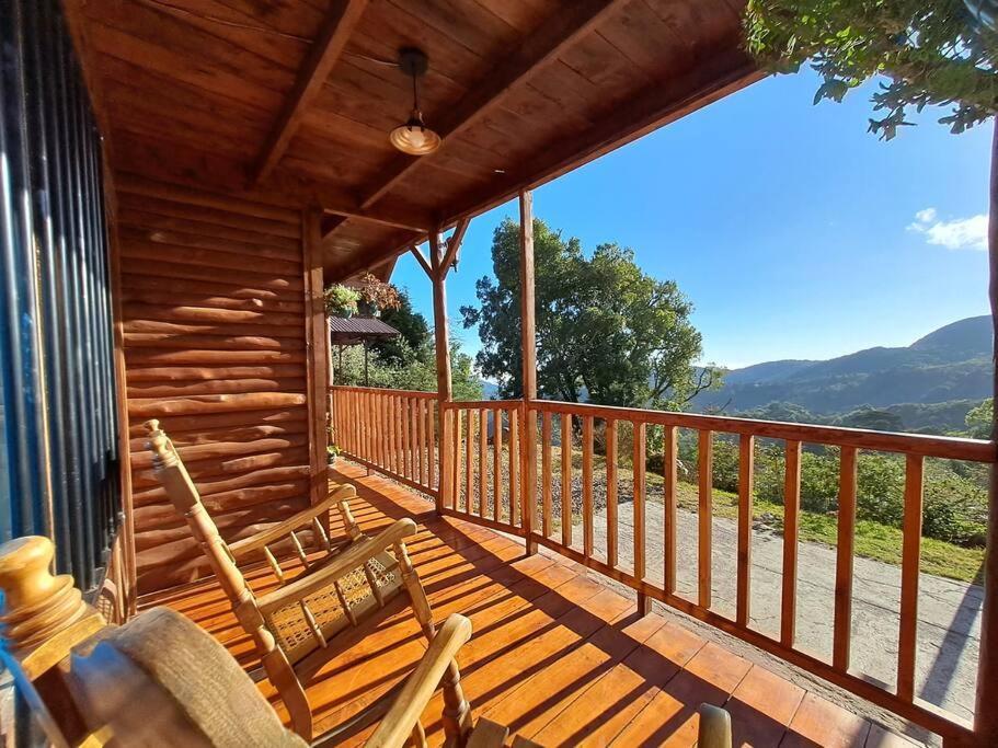 Chalet Monarca - The View In The Area! *